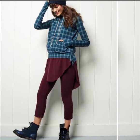 Frank & Eileen Tee Lab pullover hoodie. Length 21” Armpit to Armpit 21.5” Size M - Picture 6 of 12